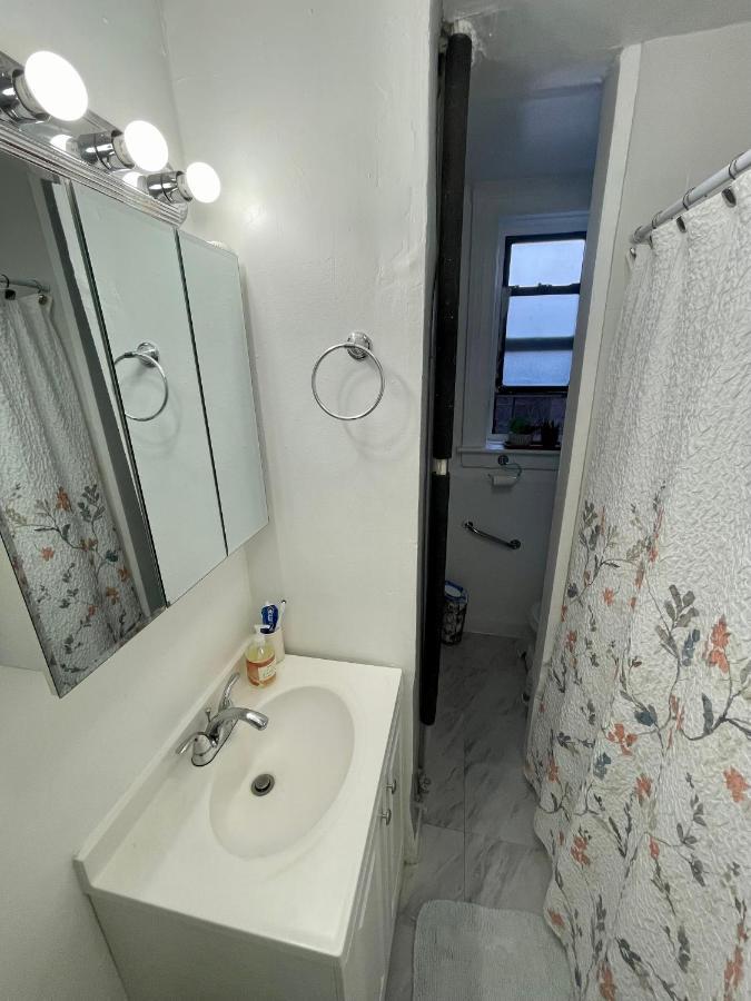 Room In A 2 Bedrooms Apt. 10 Minutes To Time Square! 웨스트 뉴욕 외부 사진